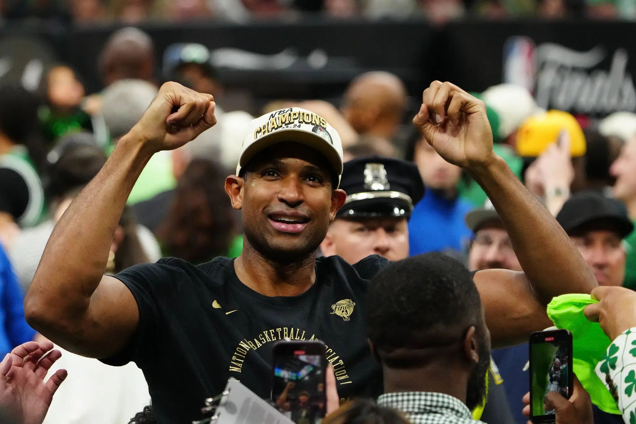 贝博官方网站-关于波士顿凯尔特人迎德甲关键赛，国际比赛日内部沟通，媒体盛赞，临场指挥获称赞的信息-贝博官方网站